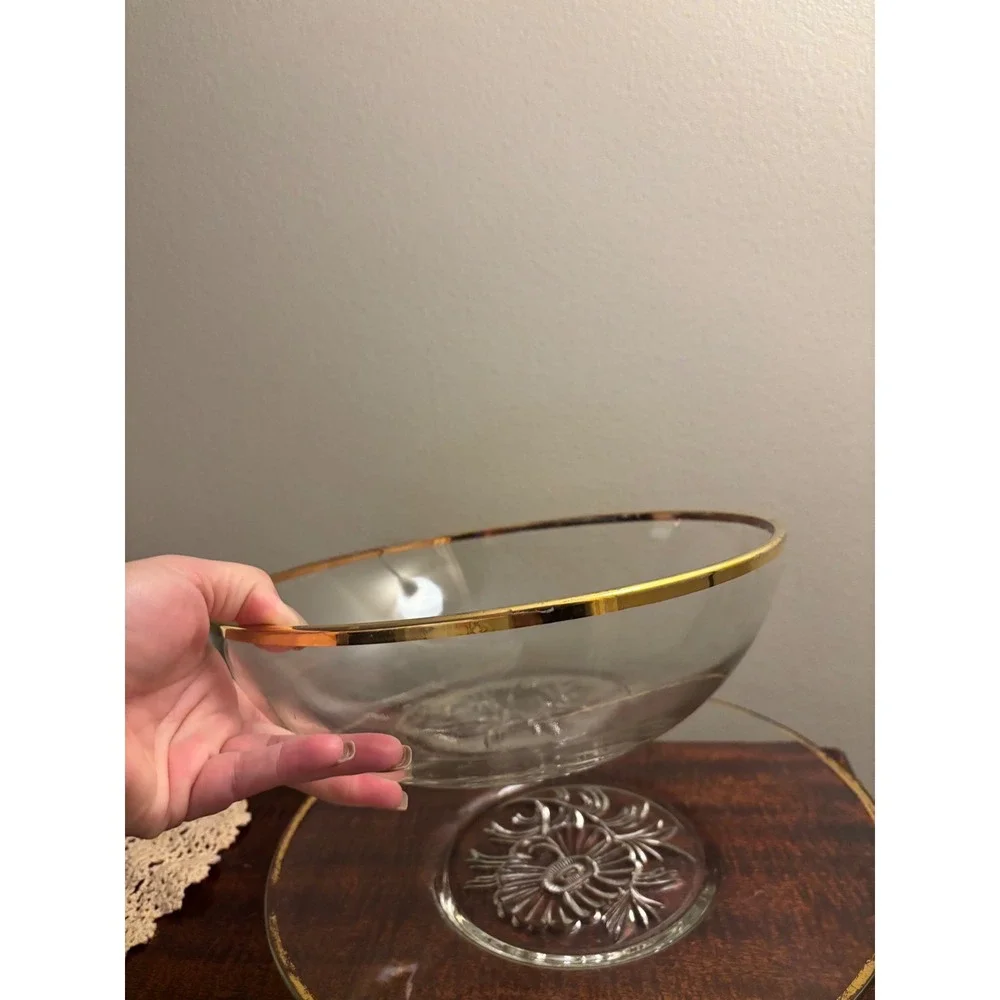 Jeanette Glass lovely pc